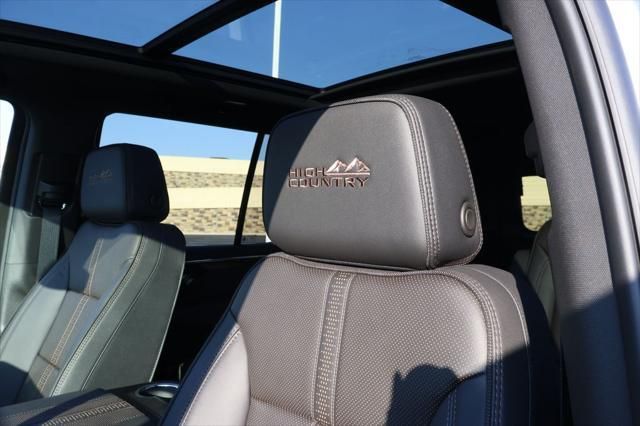 Thumbnail: 2026 Chevrolet Tahoe - 16