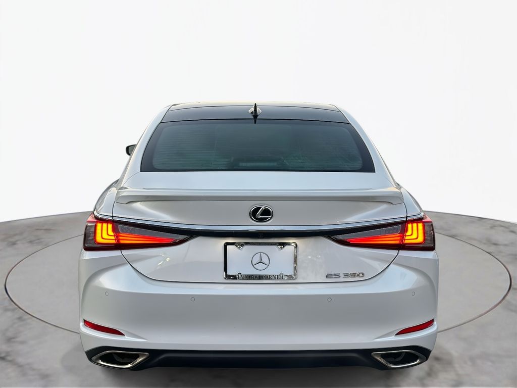 Thumbnail: 2021 Lexus ES - 9
