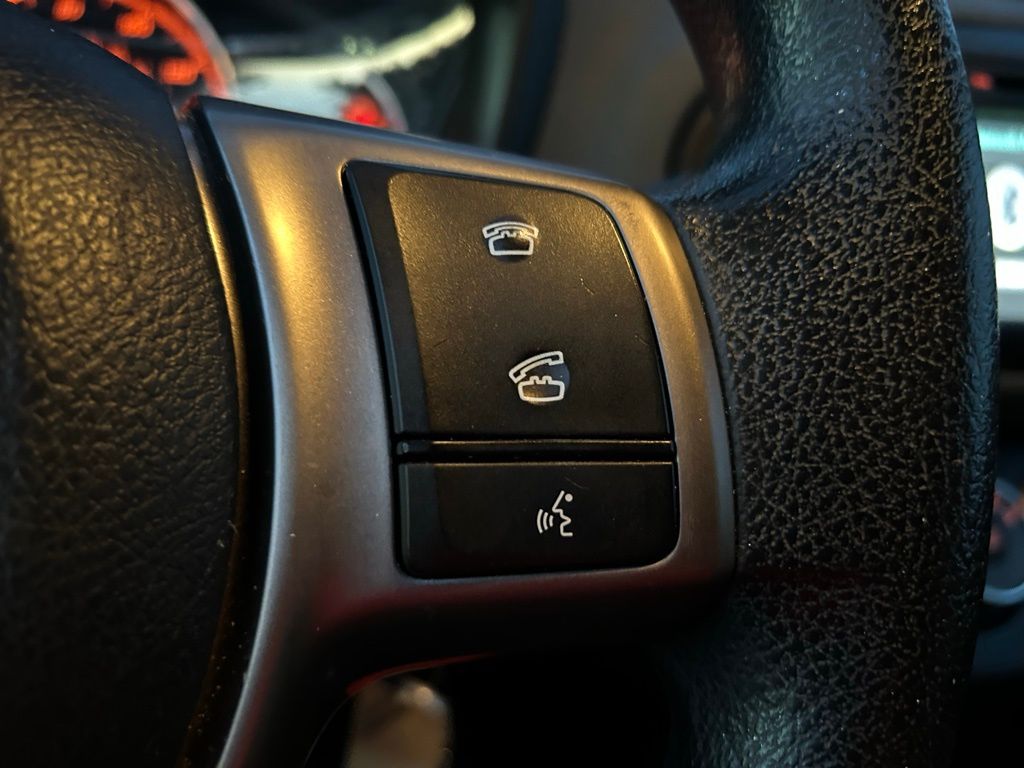Thumbnail: 2018 Toyota Yaris - 18
