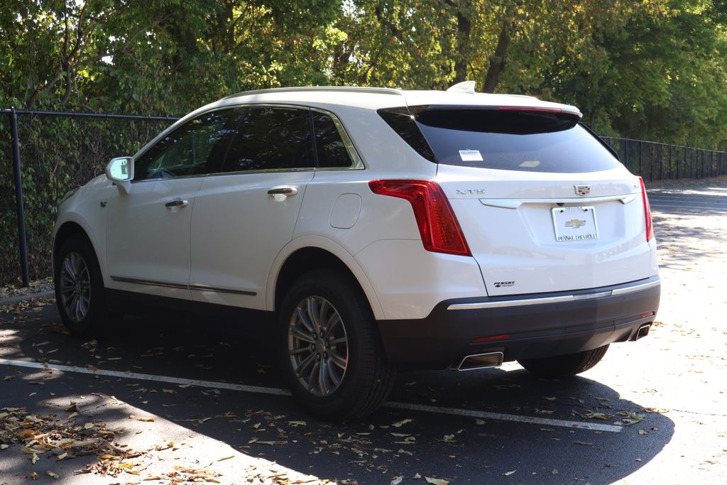 Thumbnail: 2017 Cadillac XT5 - 5