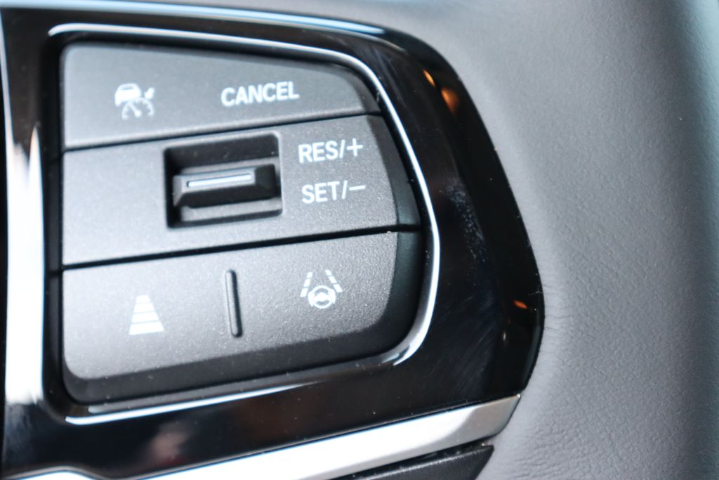 Thumbnail: 2026 Honda Odyssey - 32