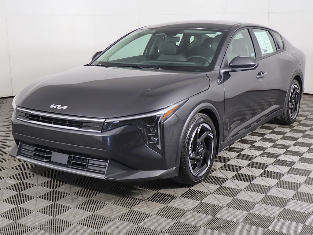 Used 2025 Gray Kia EX image 6