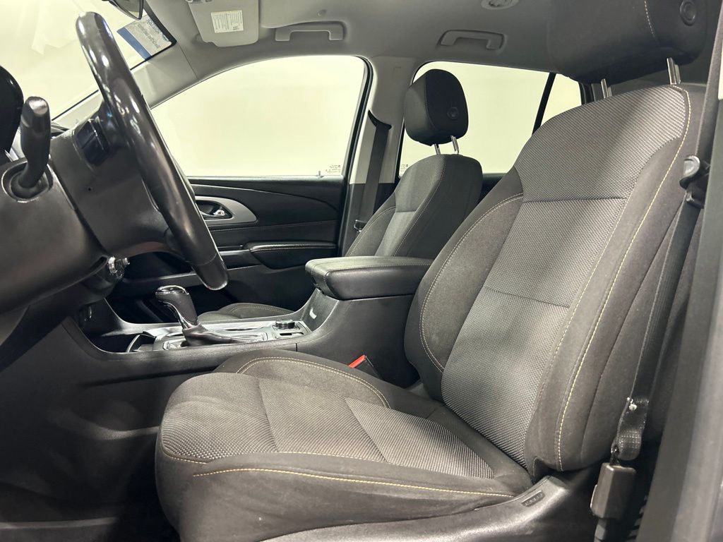 used 2019 Chevrolet Traverse car, priced at $19,457
