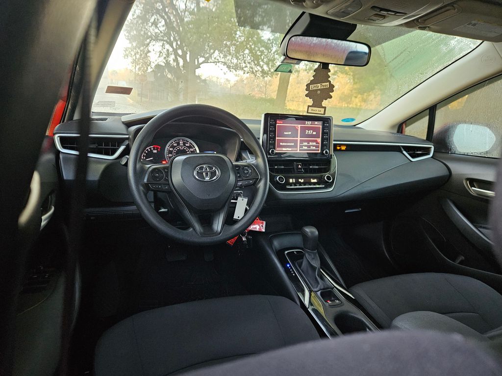 2020 Toyota Corolla LE 12