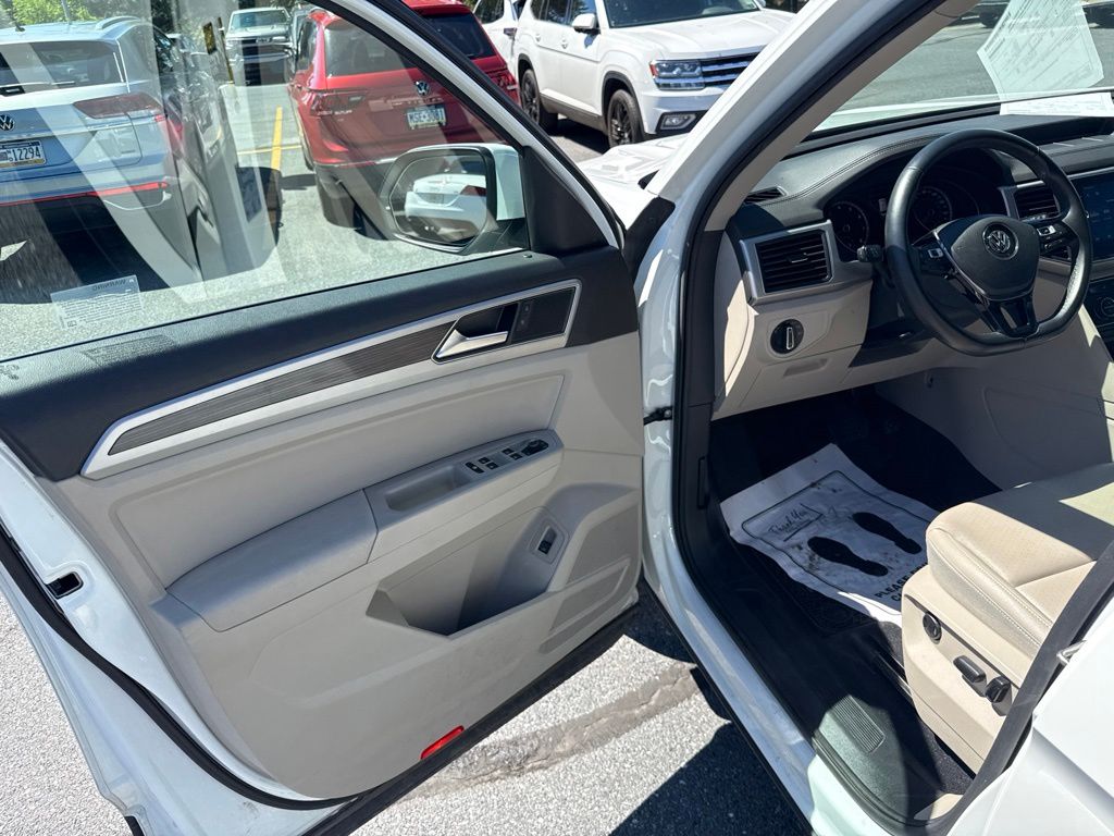 2019 Volkswagen Atlas 3.6L V6 SE White at Carlisle Cadillac Buick GMC