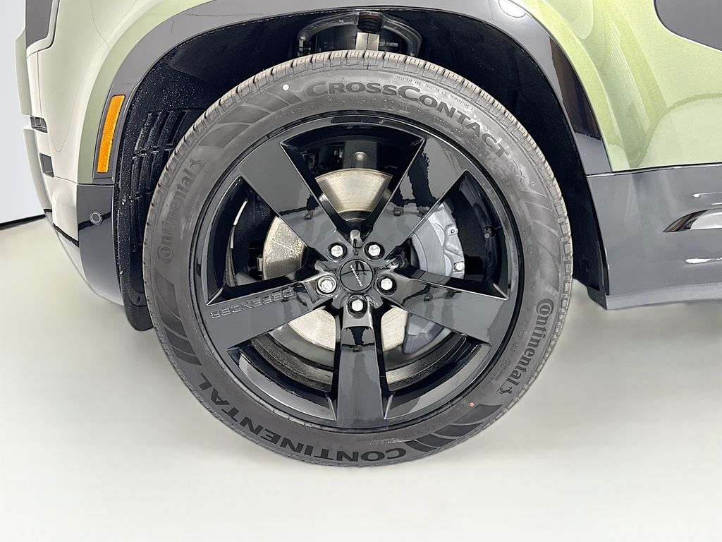 Thumbnail: 2026 Land Rover Defender - 32