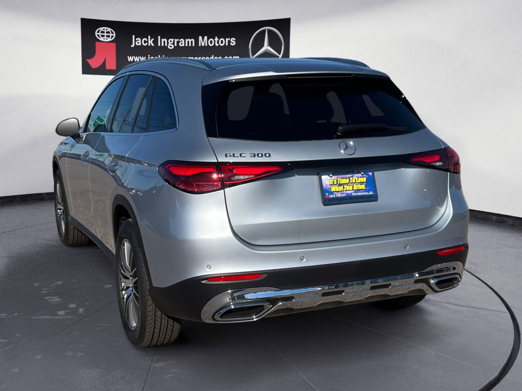 new 2026 Mercedes-Benz GLC car