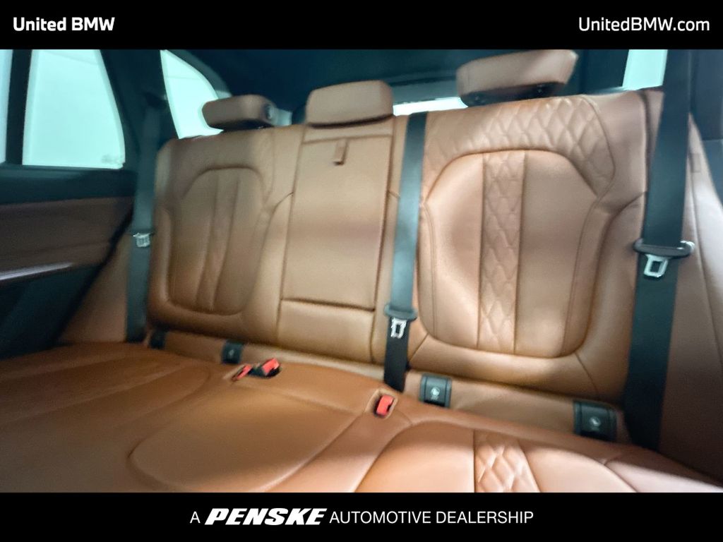 Thumbnail: 2026 BMW X5 - 21