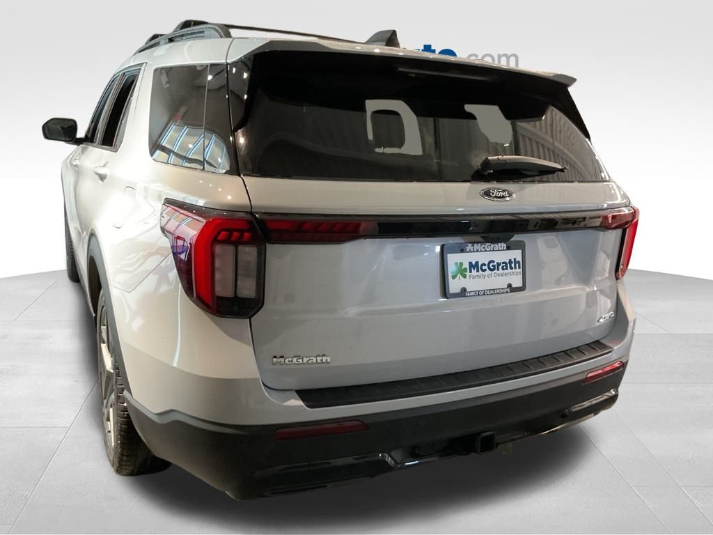 New 2026 White Ford ST-Line image 4