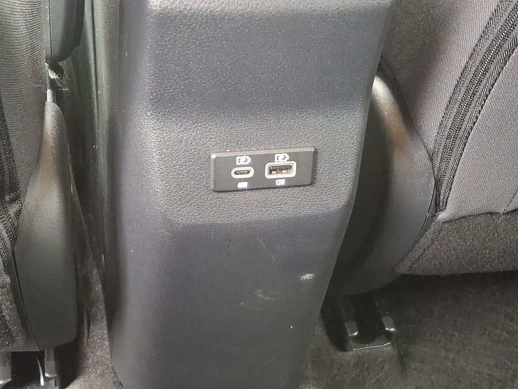 Thumbnail: 2025 Nissan Kicks - 11