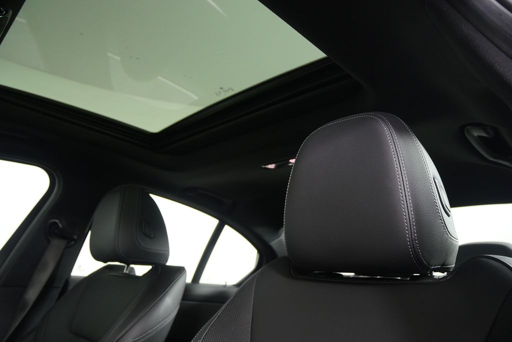 2022 BMW 3 Series 330i 12