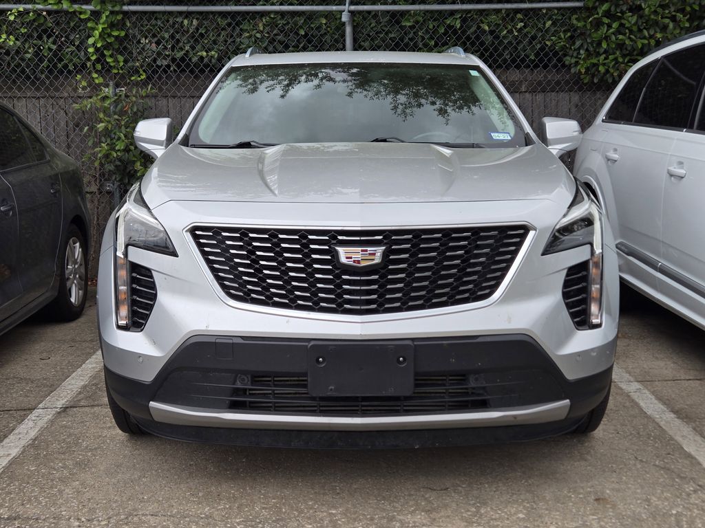 used 2021 Cadillac XT4 car, priced at $23,141