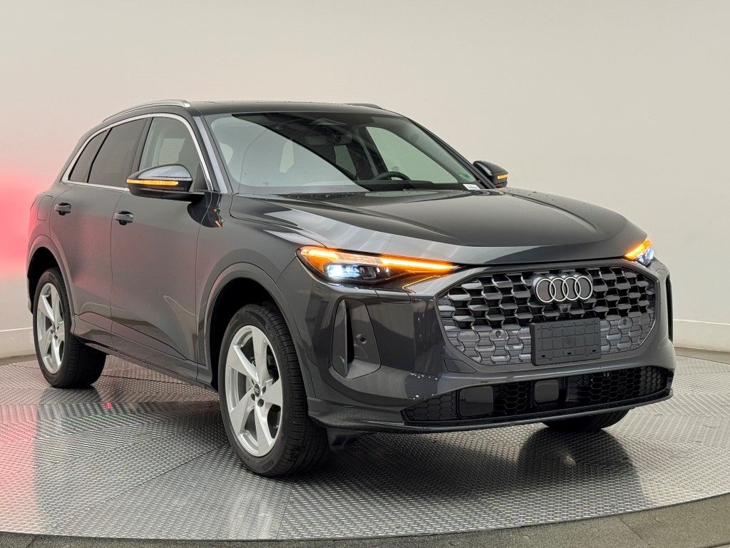 Thumbnail: 2025 Audi Q5 - 2