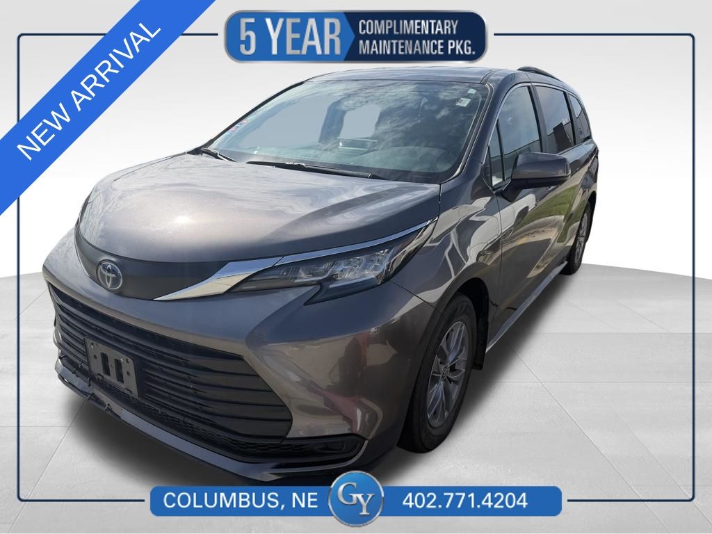 Gray 2022 Toyota Sienna LE 8-Passenger FWD Minivan Front-Wheel Drive Continuously Variable Transmission