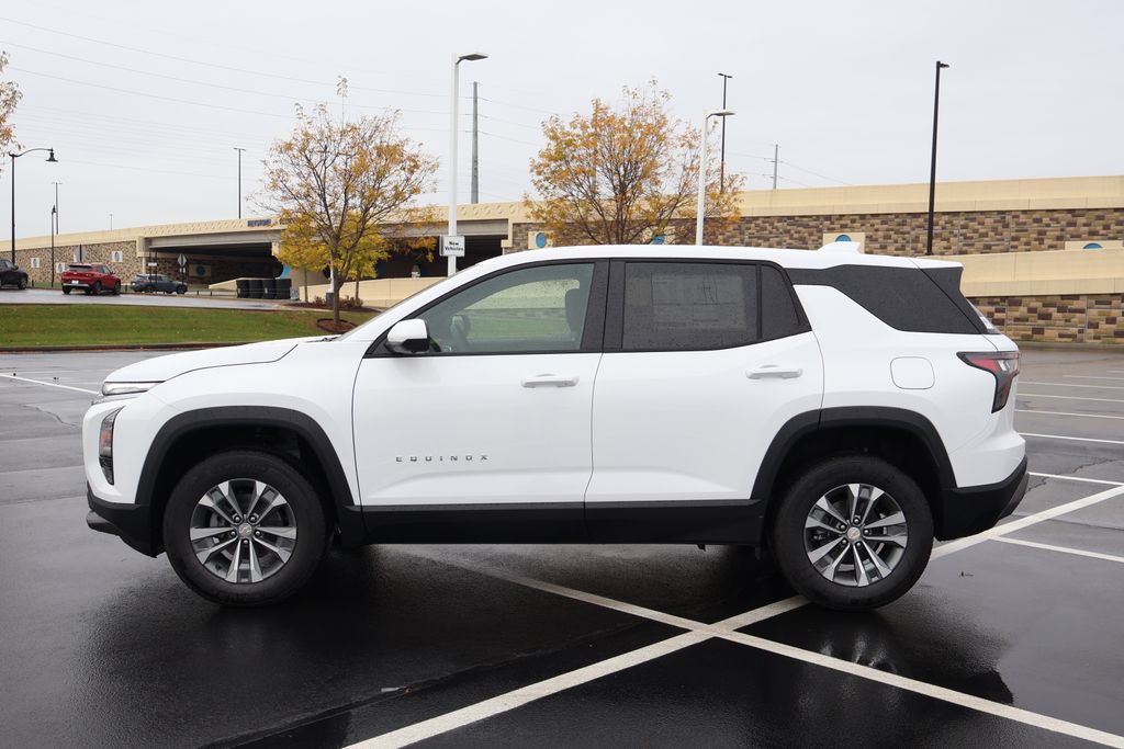 Thumbnail: 2026 Chevrolet Equinox - 4