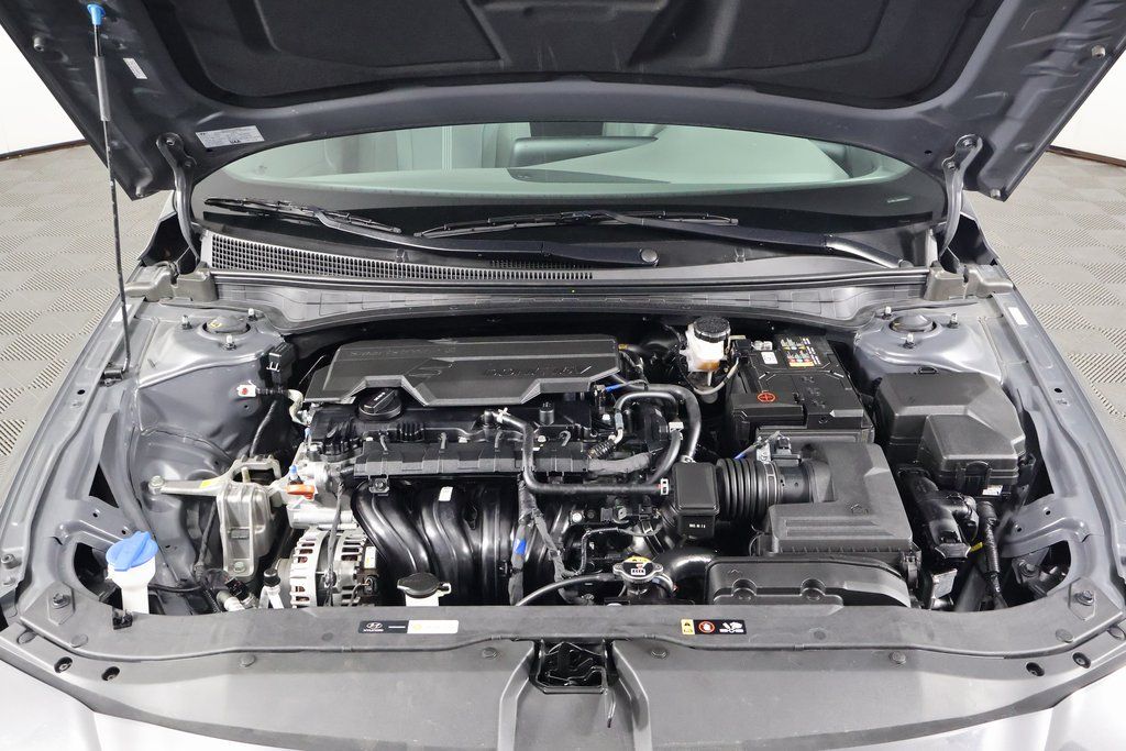 Thumbnail: 2024 Hyundai Elantra - 15