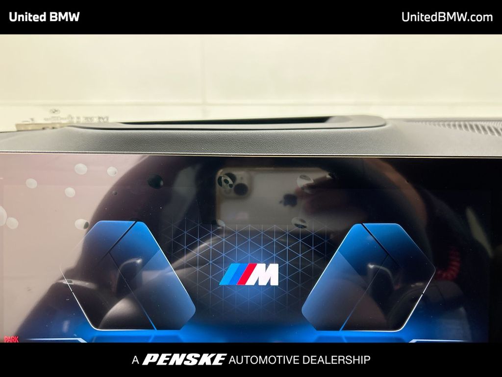 2026 BMW X7 M60i 15