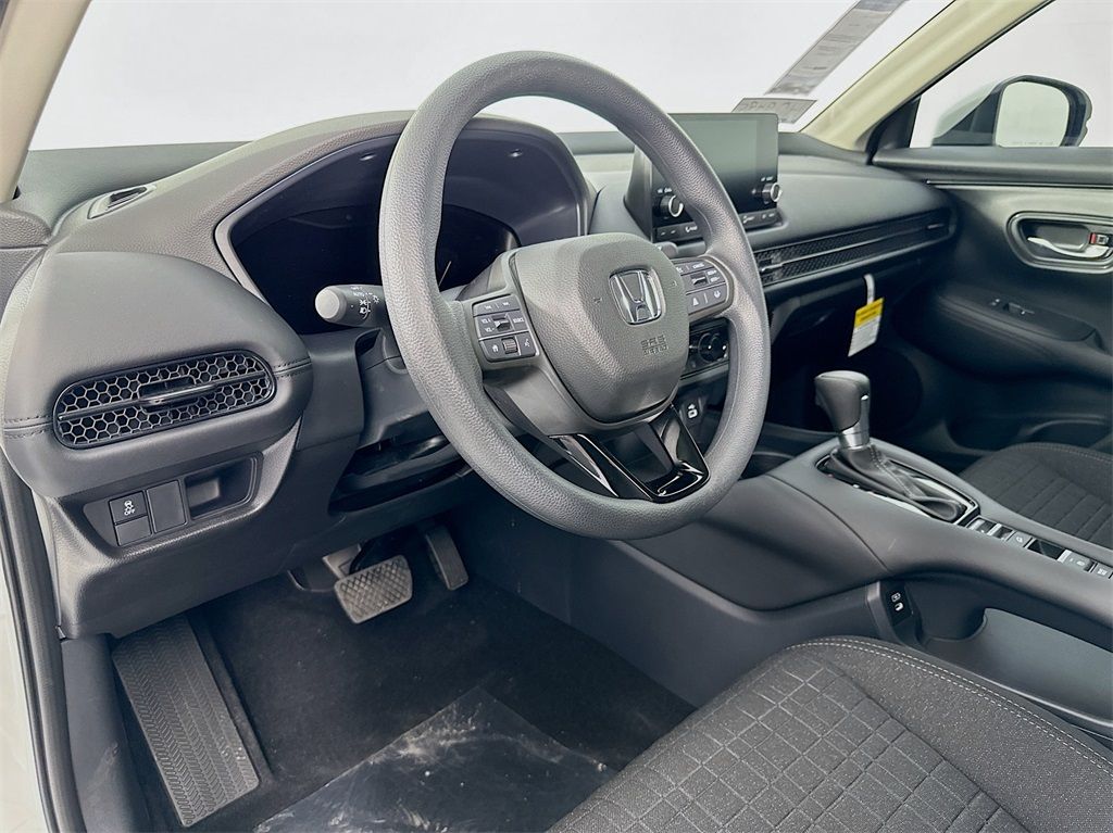 Used Car 2025 Honda Hr-v  Lx For Sale Under $30,000 In Austin, Texas