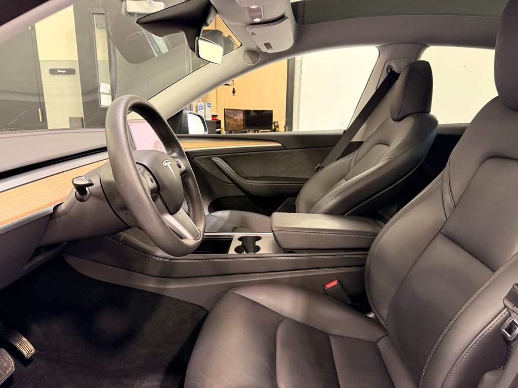 2023 Tesla Model Y Long Range 10
