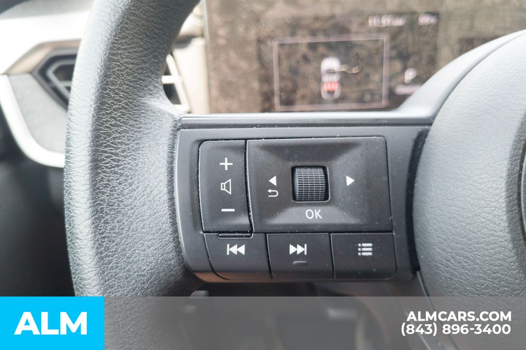 Used 2025 White Nissan SV image 11