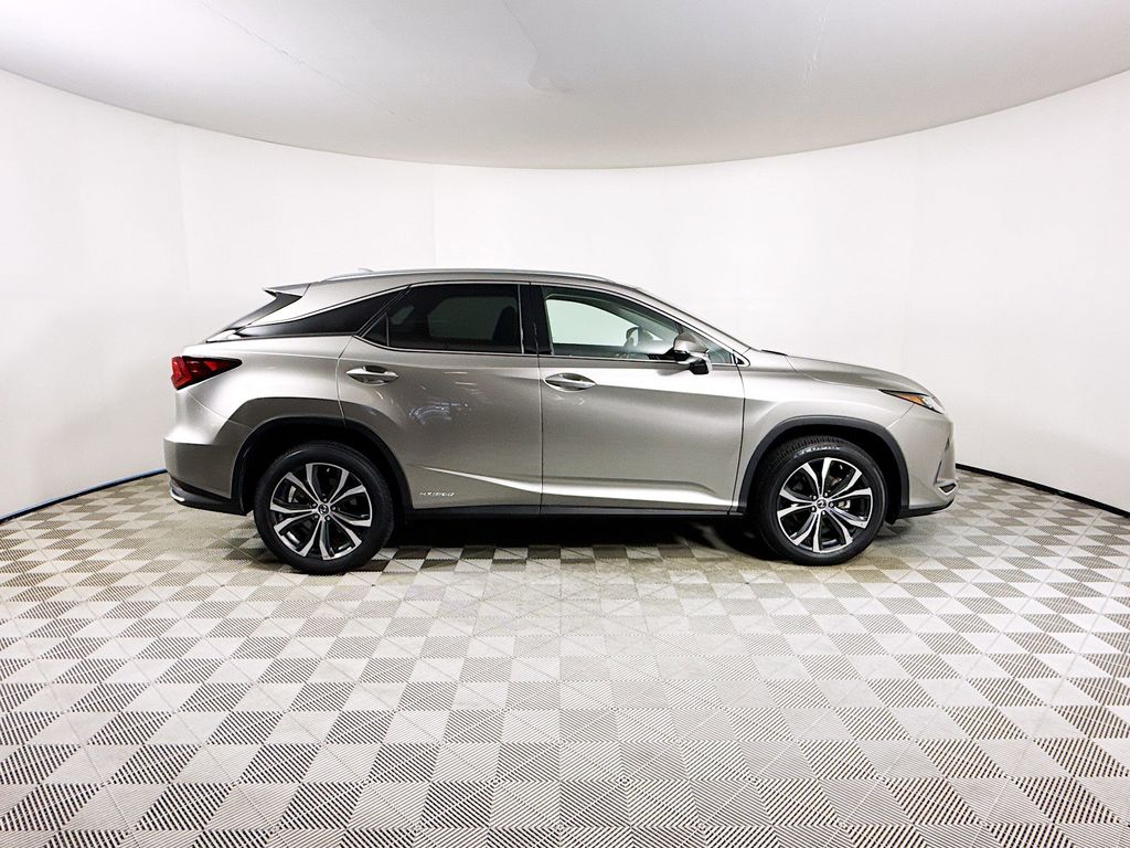 Thumbnail: 2020 Lexus RX - 4