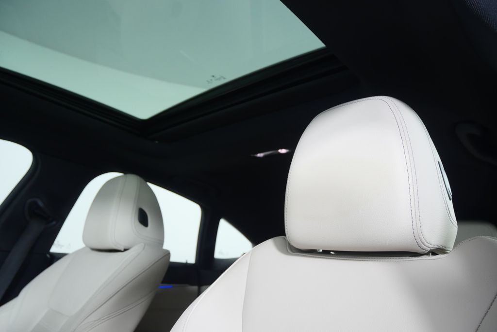 Thumbnail: 2022 BMW 4 Series - 12