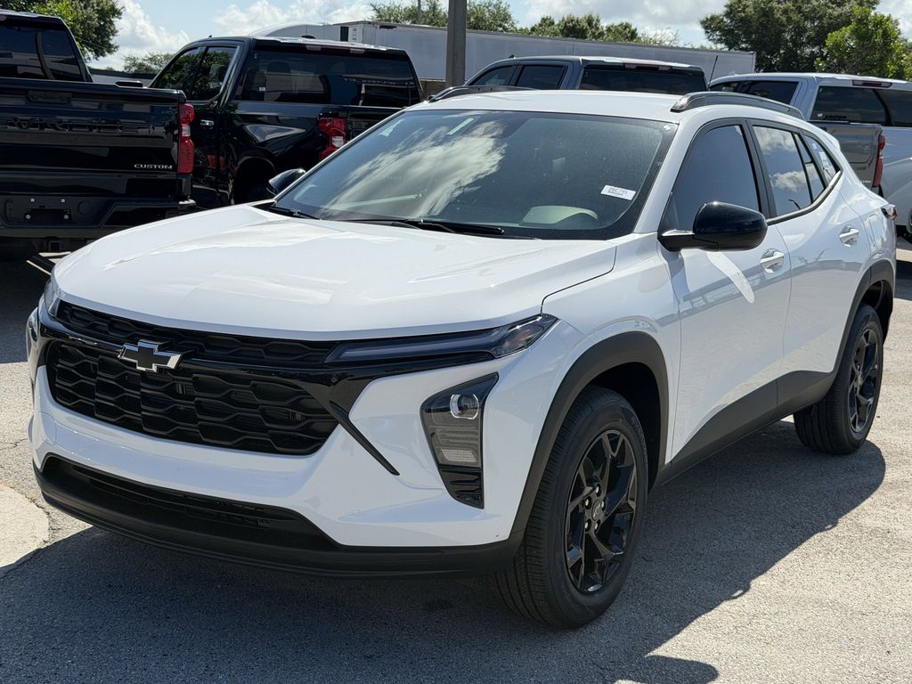 new 2026 Chevrolet Trax car, priced at $22,195