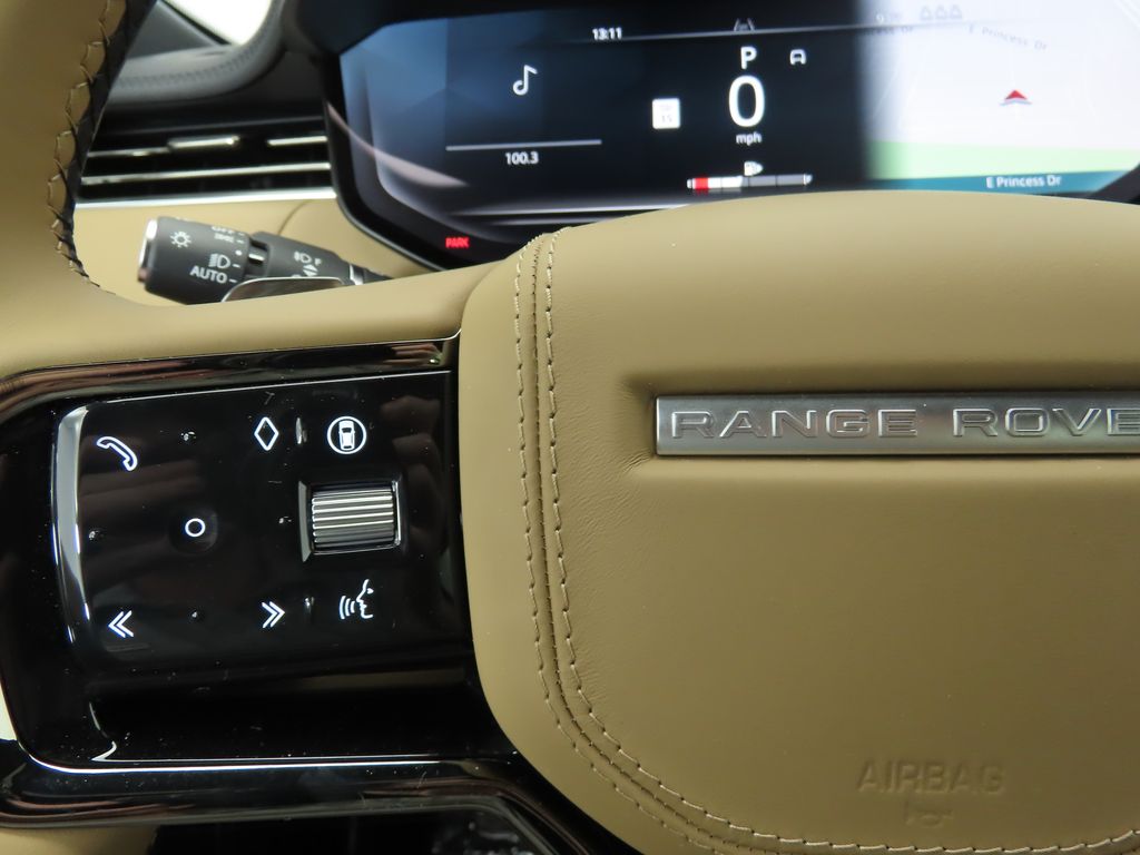 2025 Land Rover Range Rover Sport Dynamic 11