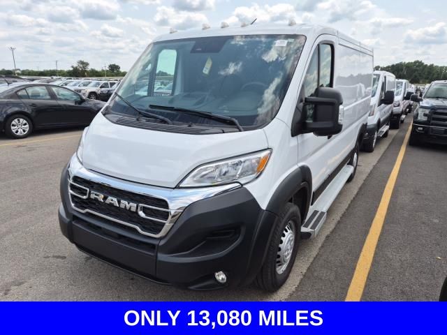 Bright White Clearcoat 2025 RAM ProMaster Van Front-Wheel Drive 9-Speed Automatic