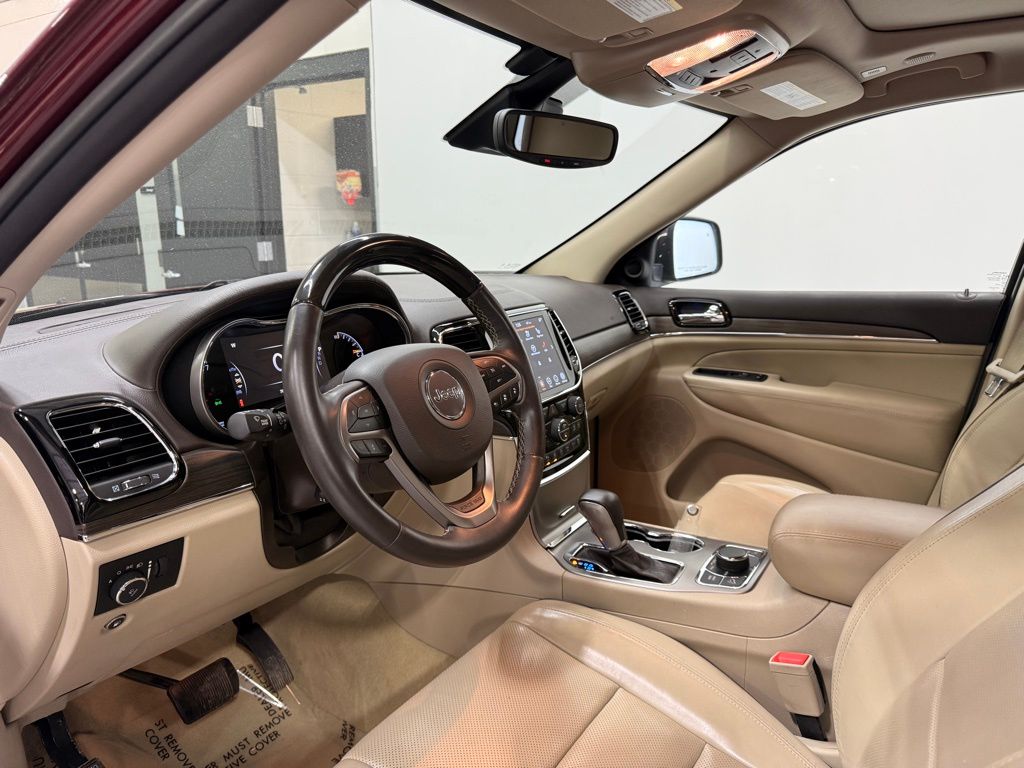Thumbnail: 2021 Jeep Grand Cherokee - 11
