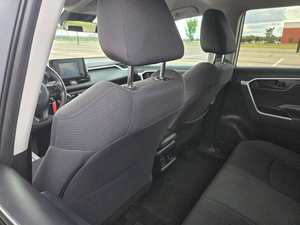 2019 Toyota RAV4 Hybrid LE