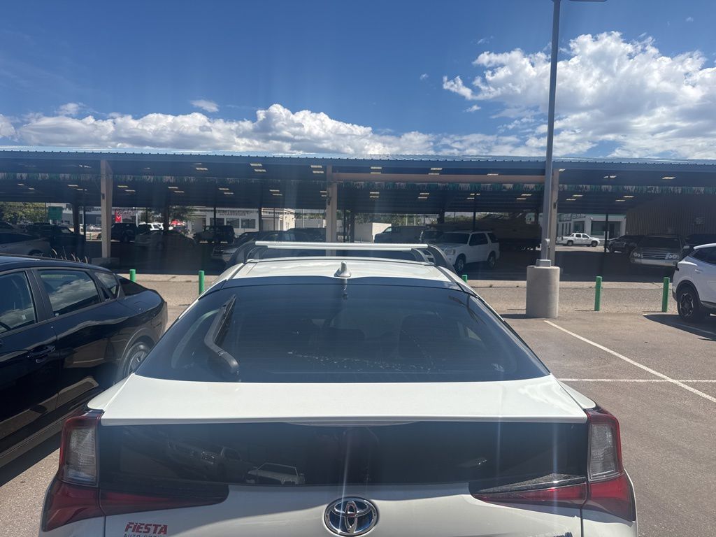 2020 Toyota Prius LE AWD-e photo 6