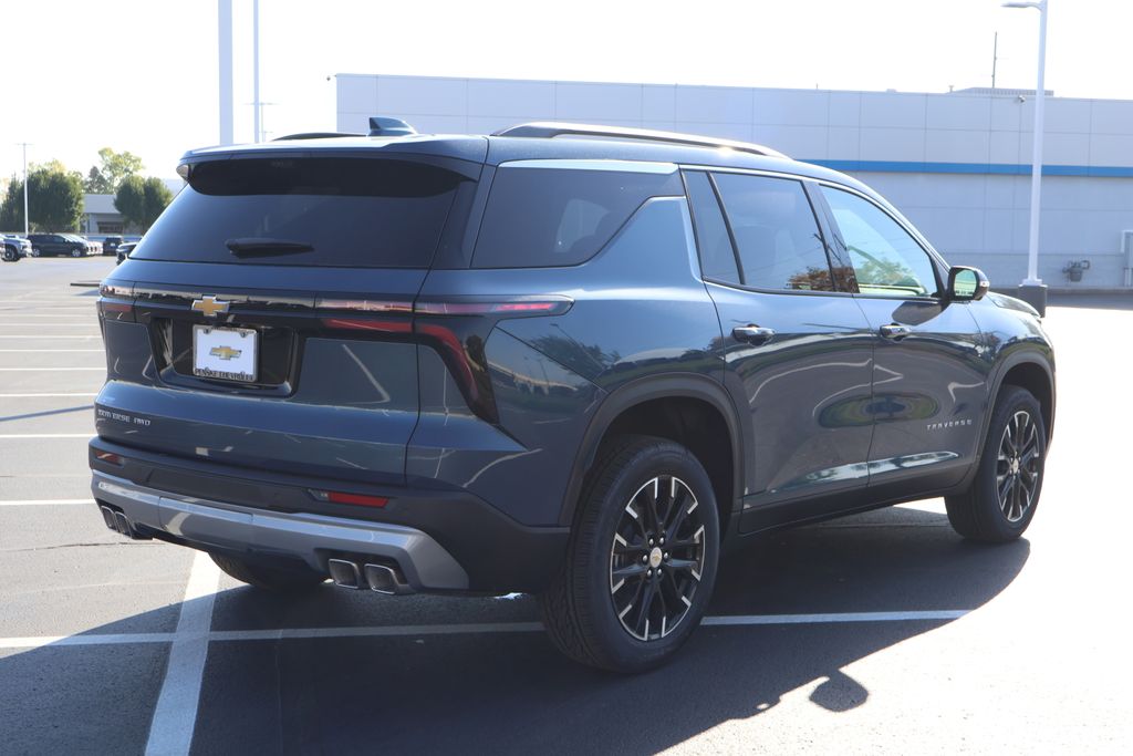 Thumbnail: 2026 Chevrolet Traverse - 8
