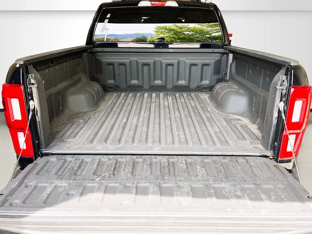 Used 2022 Shadow Black Ford XLT image 24