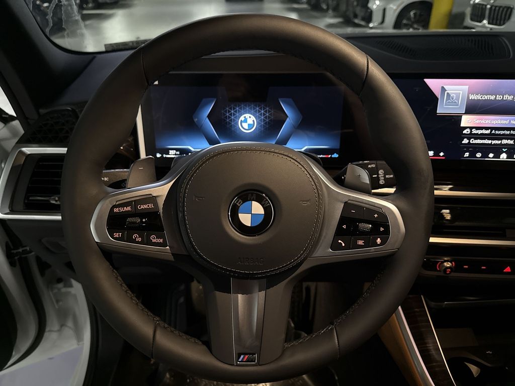 Thumbnail: 2026 BMW X5 - 14