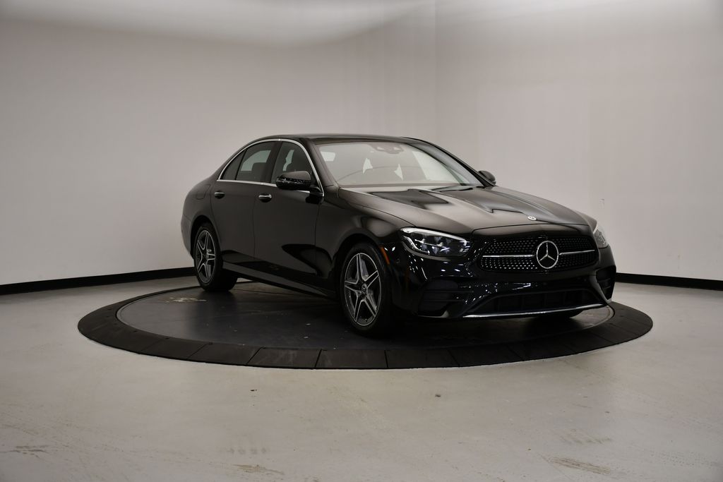 Thumbnail: 2022 Mercedes-Benz E-Class - 7