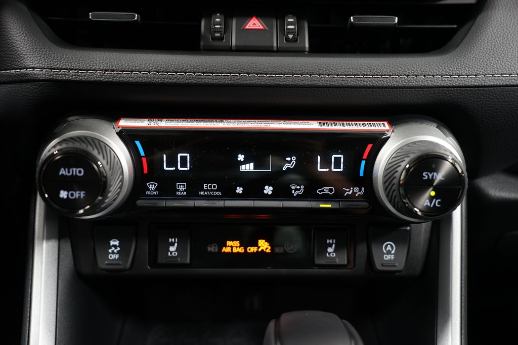 2025 Toyota RAV4 XLE Premium 20