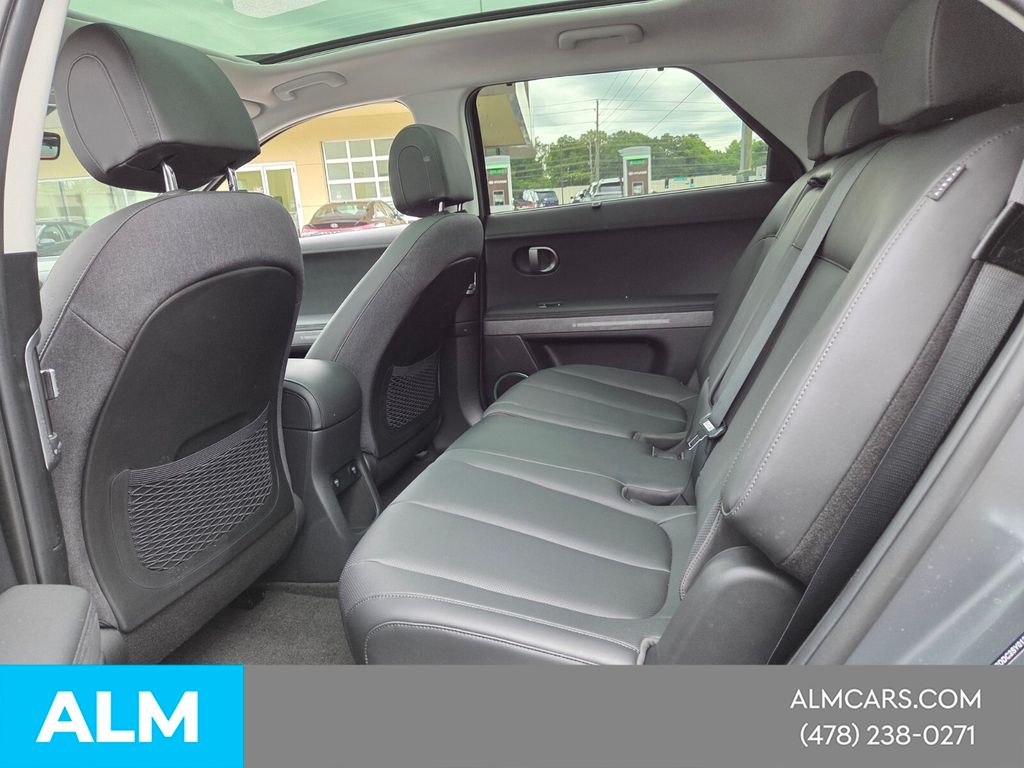 Used 2025 Gray Hyundai Limited image 5