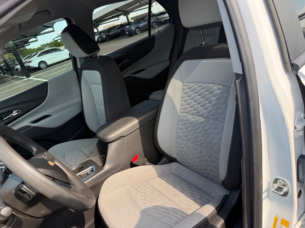 Thumbnail: 2021 Chevrolet Equinox - 14