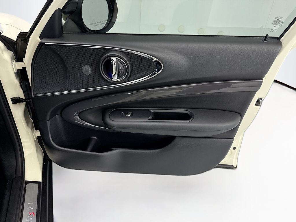 Thumbnail: 2019 MINI Cooper Clubman - 23