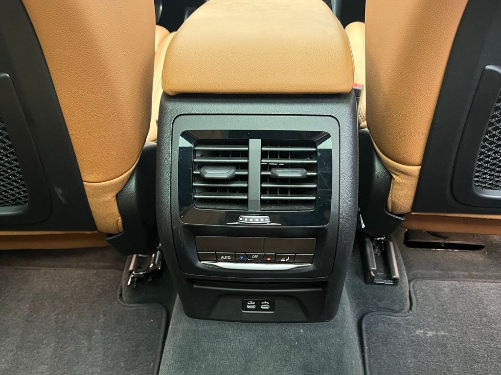 Thumbnail: 2023 BMW X3 - 9