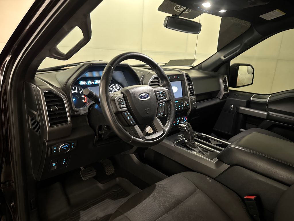 Used 2018 Red Ford XLT image 5
