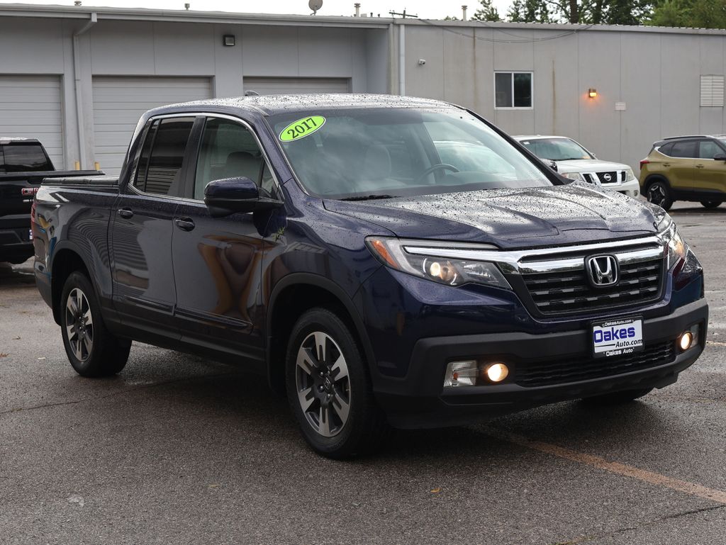  2017 Honda Ridgeline RTL-T AWD   
