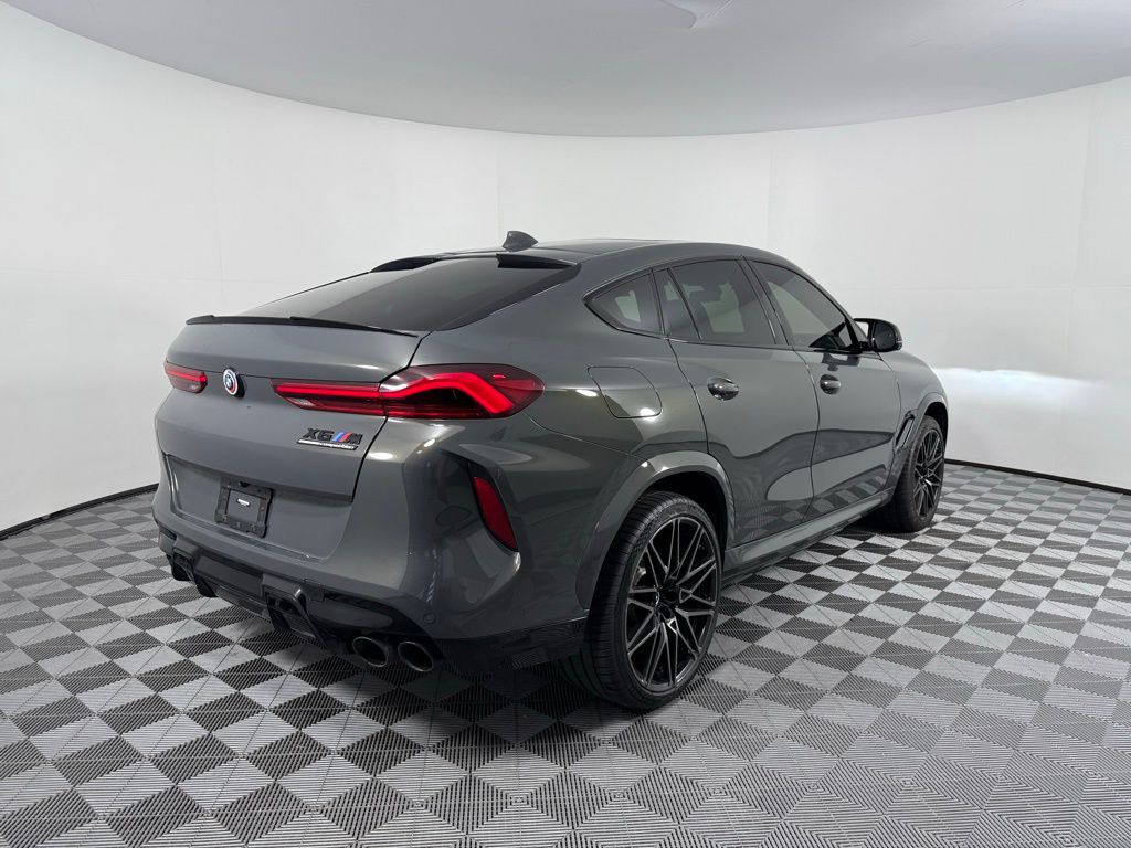 2023 BMW X6 M 5