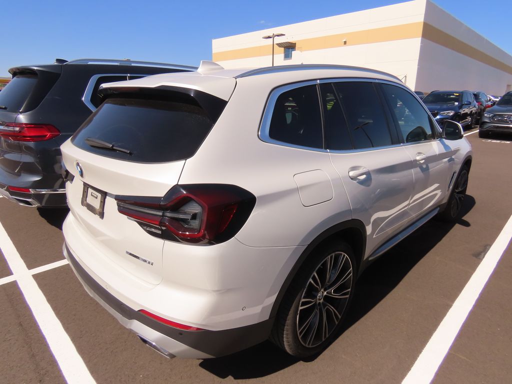 Thumbnail: 2023 BMW X3 - 3