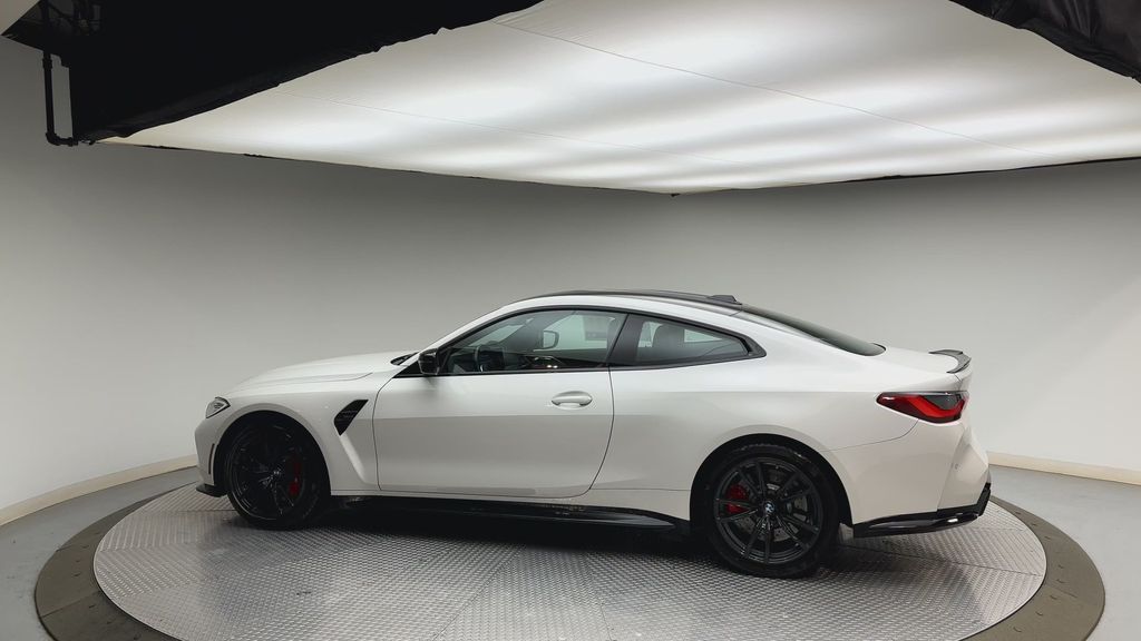 Thumbnail: 2024 BMW M4 - 5