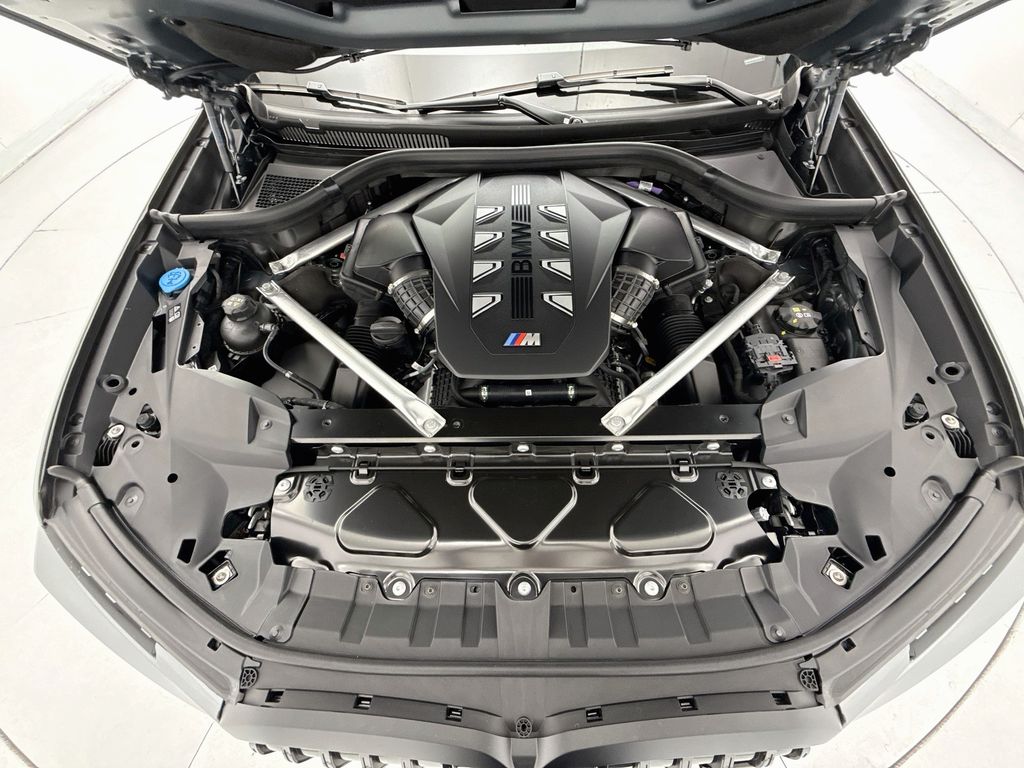 Thumbnail: 2027 BMW X7 - 29