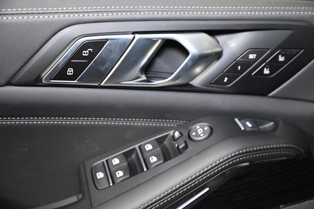 Thumbnail: 2026 BMW X5 - 23