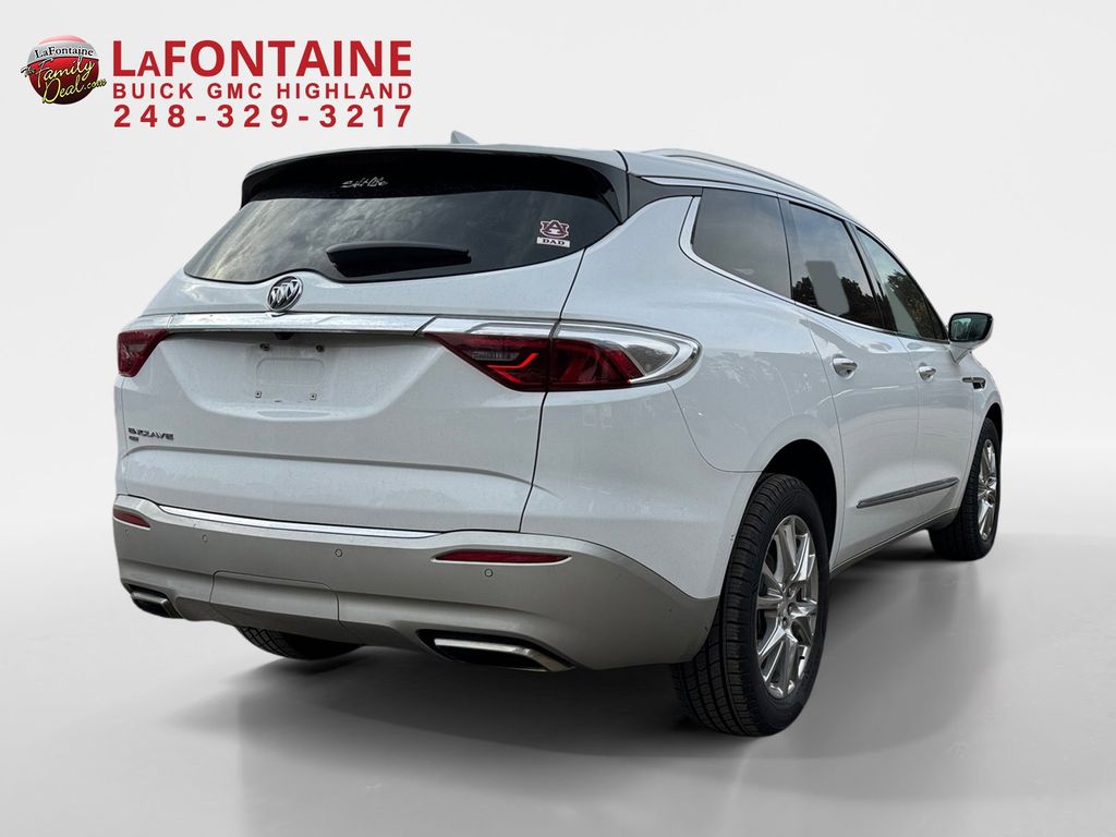 2022 Buick Enclave Essence 7