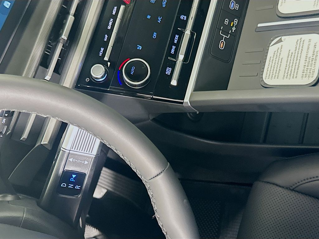 Thumbnail: 2026 Hyundai Santa Fe - 14